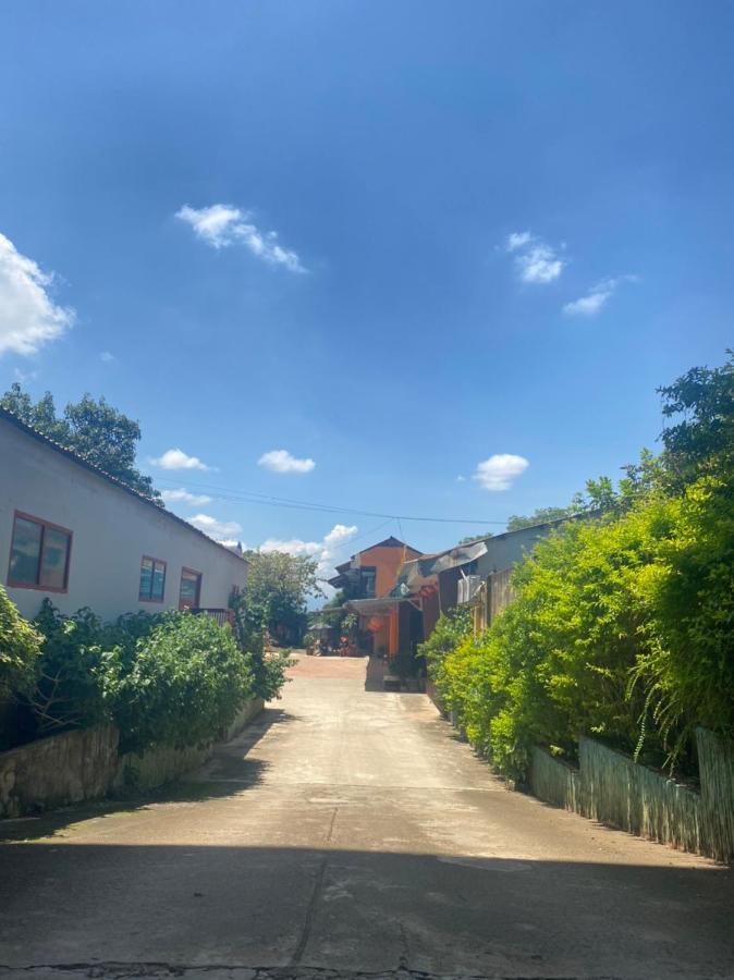 Khach San Ban Me Xanh Otel Buôn Ma Thuột Dış mekan fotoğraf